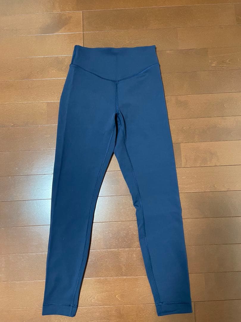 Lululemon ネイビー レギンス