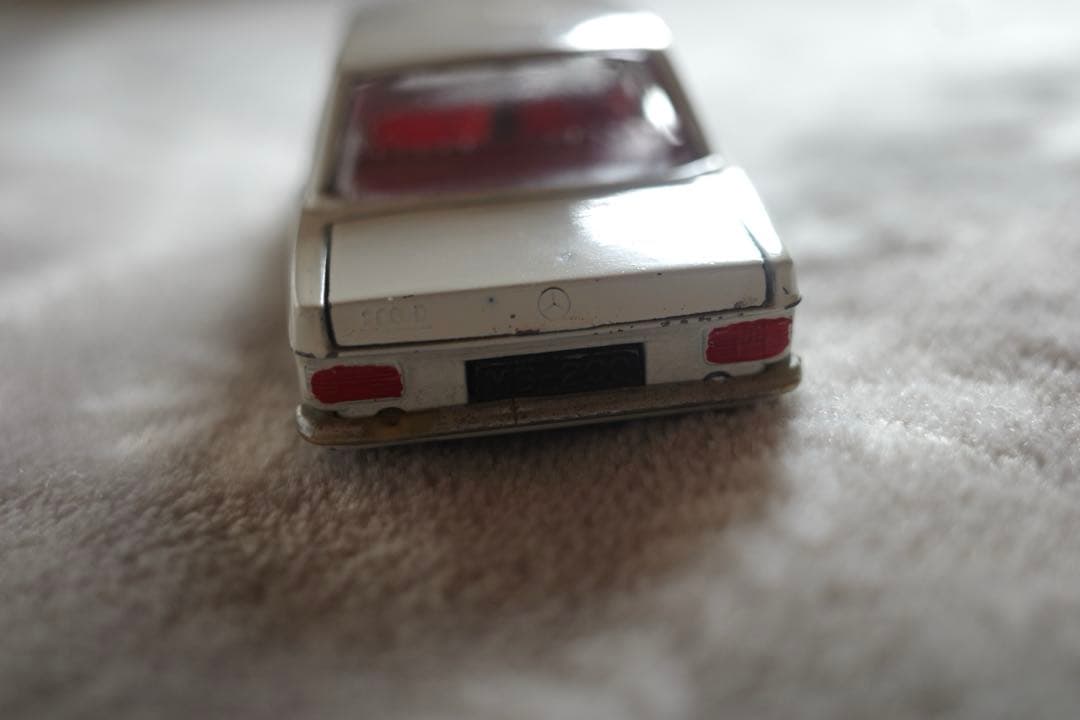 【ベルギー製】SABLON サブロン メルセデス200 ミニカー