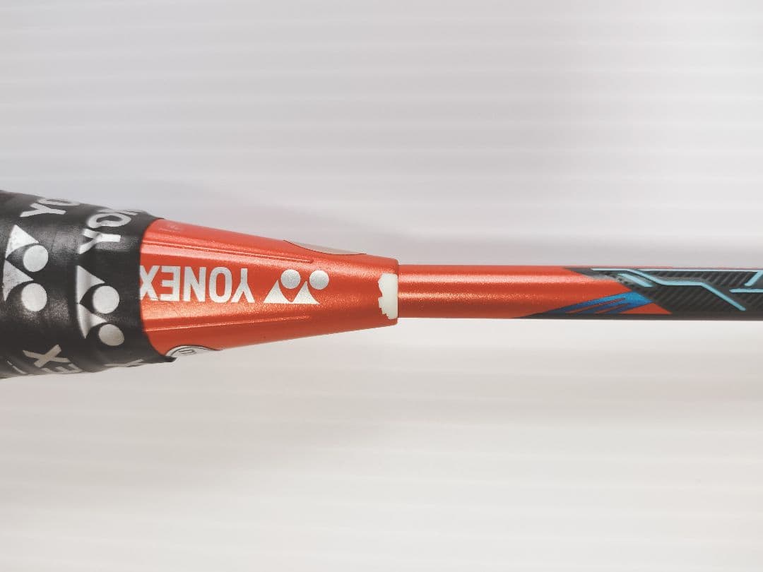 ボルトリック　zフォース2　bp　ヨネックスバドミントンラケット　限定色