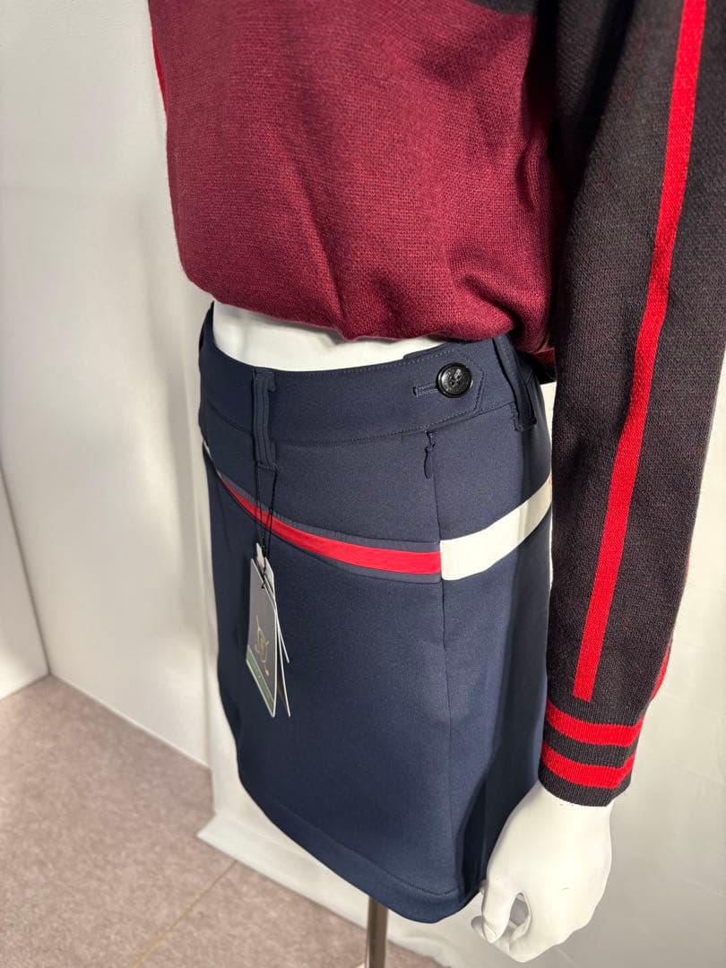 ☆新品未使用☆ ☆ゴルフスカート☆Ssize☆