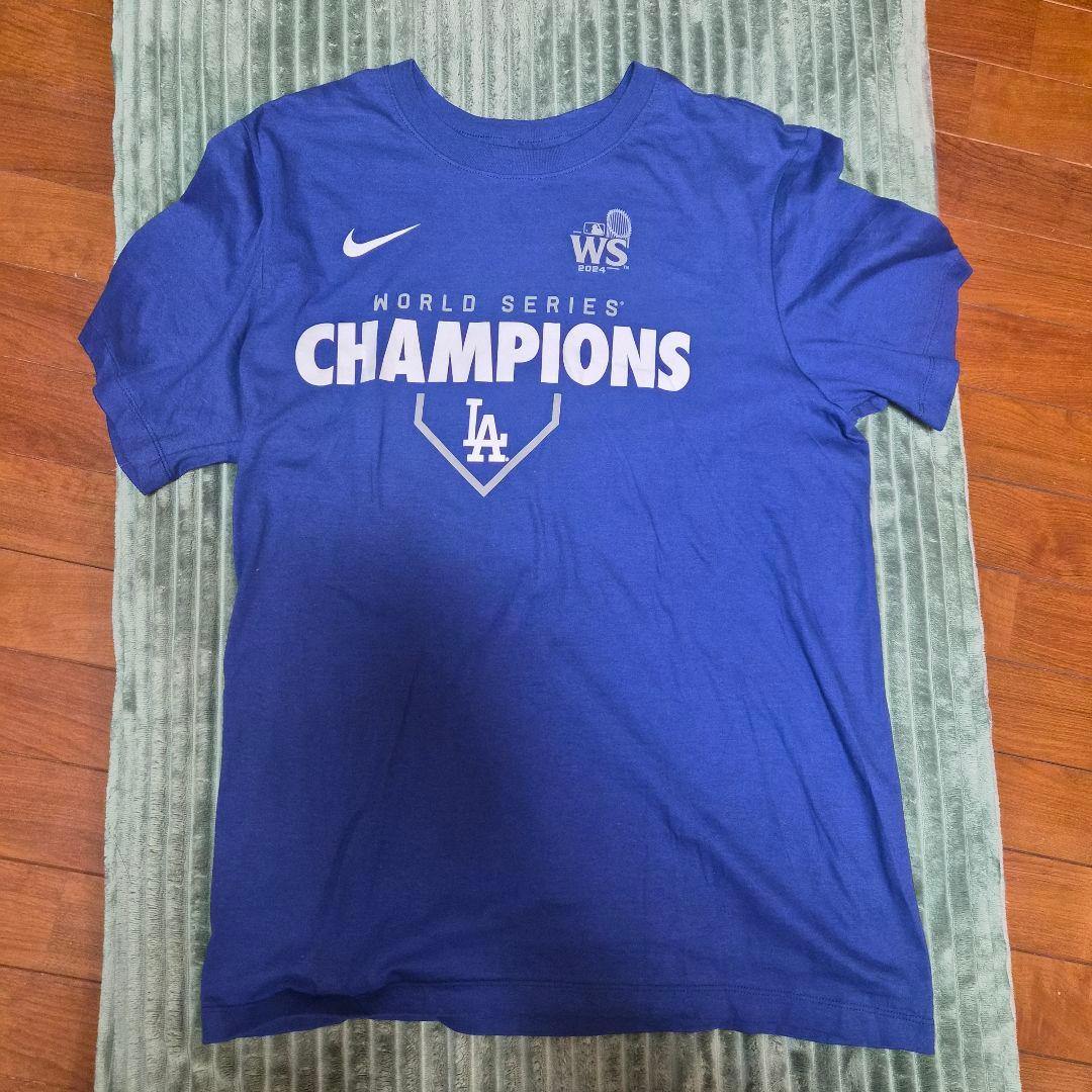 【US直輸入・希少】2024年 ワールドシリーズ優勝記念 ドジャース Tシャツ