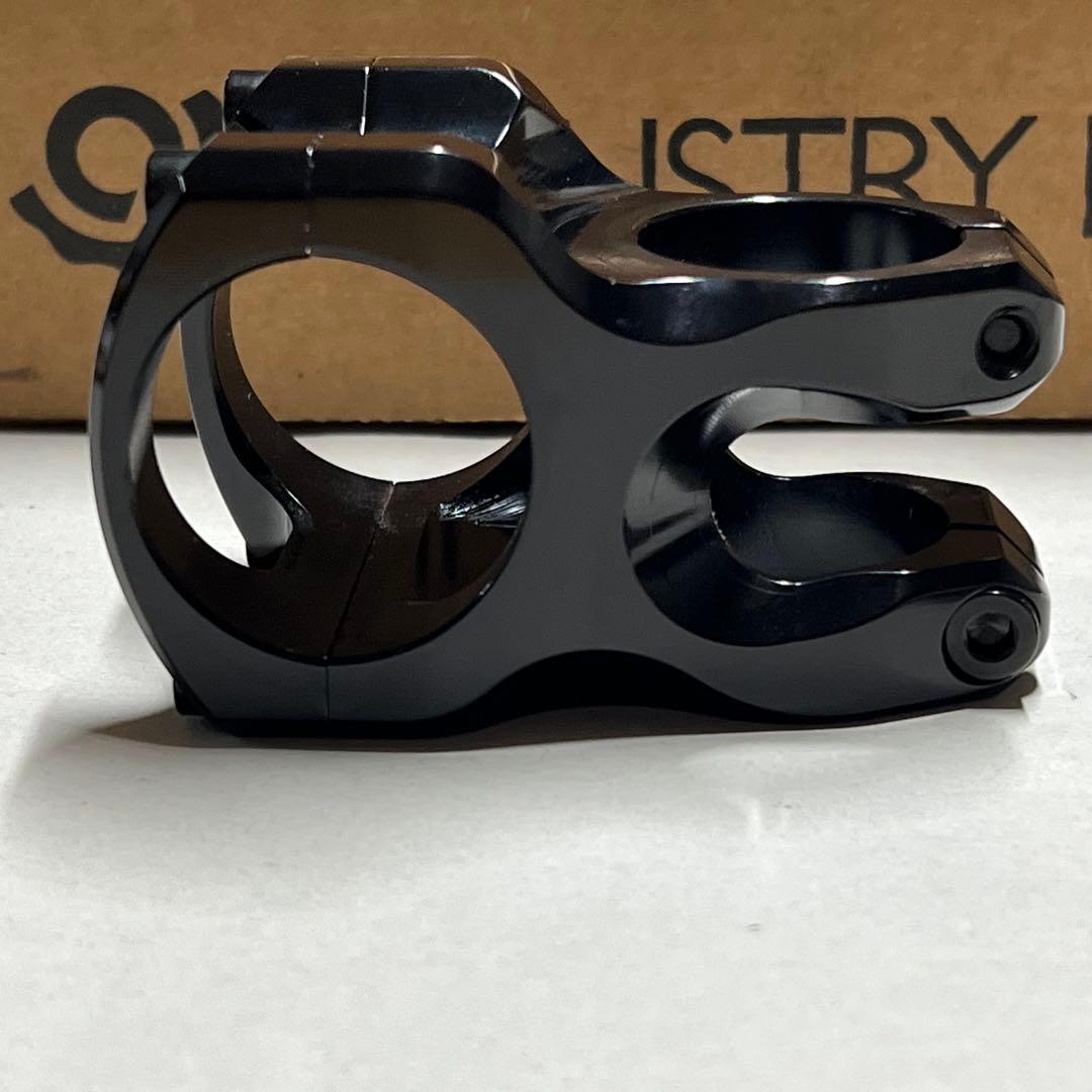 INDUSTRY NINE A35ステム 40mmチタンボルト付き MTB