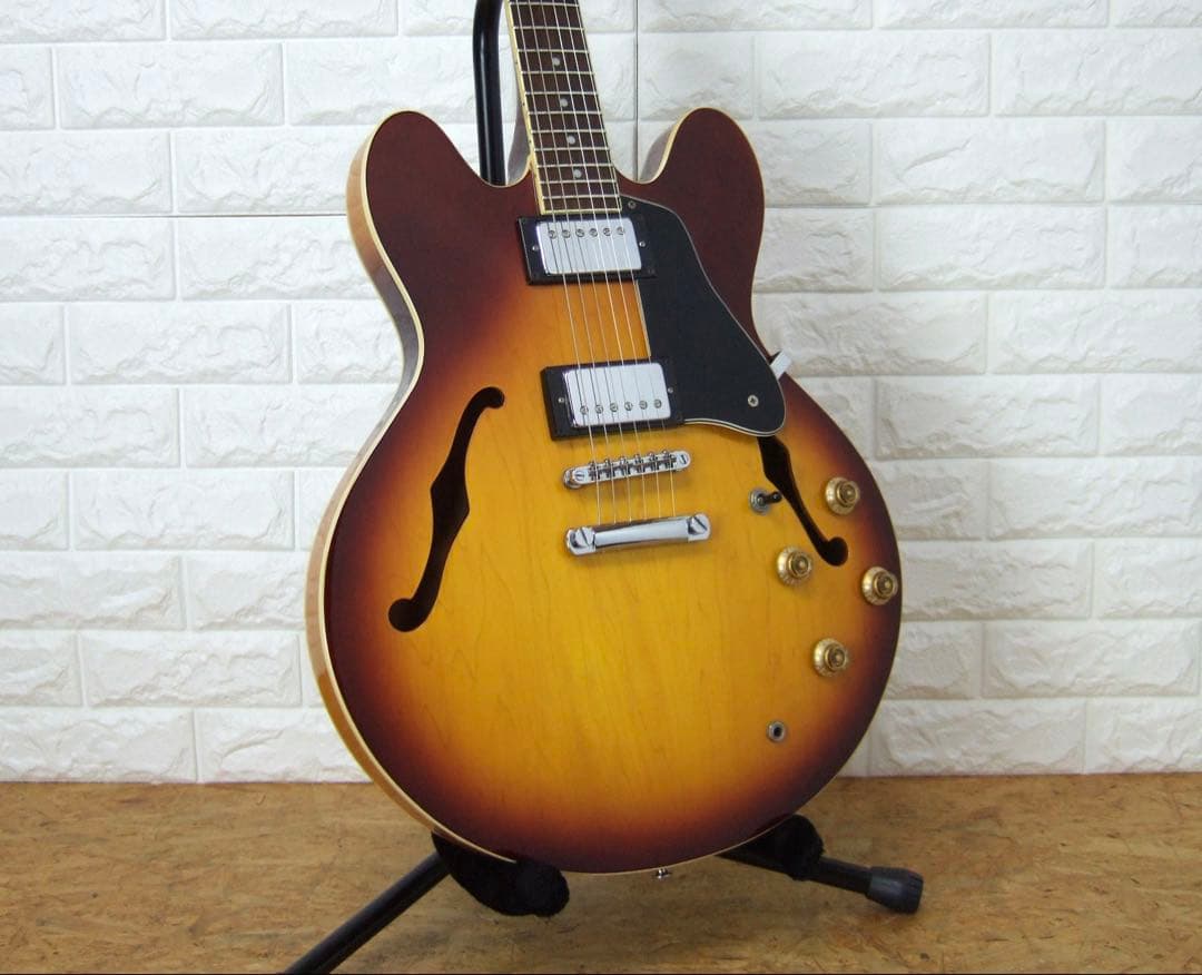 Tokai ESスタイル セミアコースティックギター