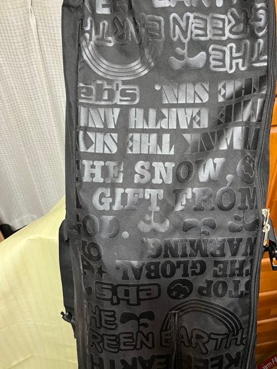 スノーボードとブーツのセット