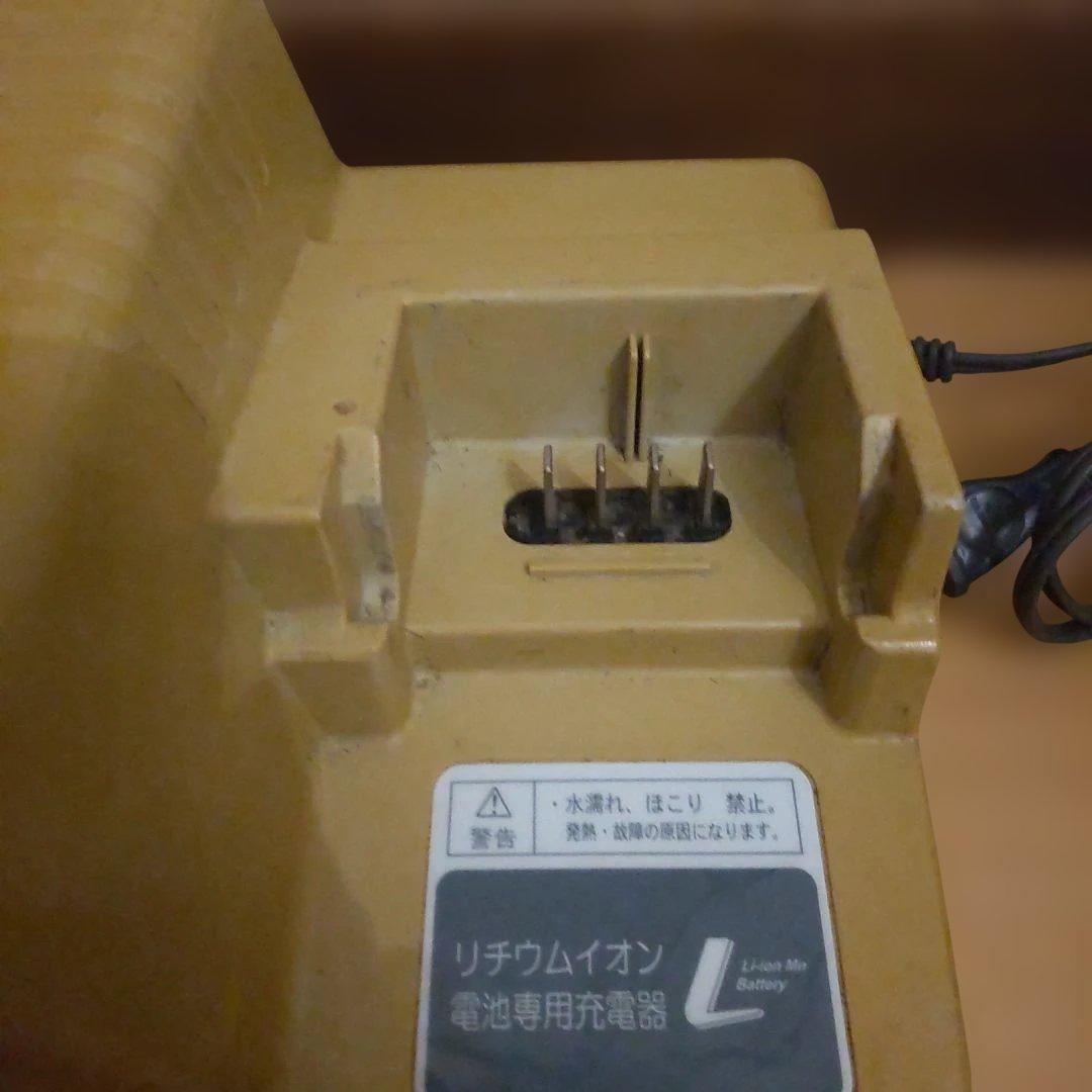 Panasonic電動自転車用リチウムイオン充電器
