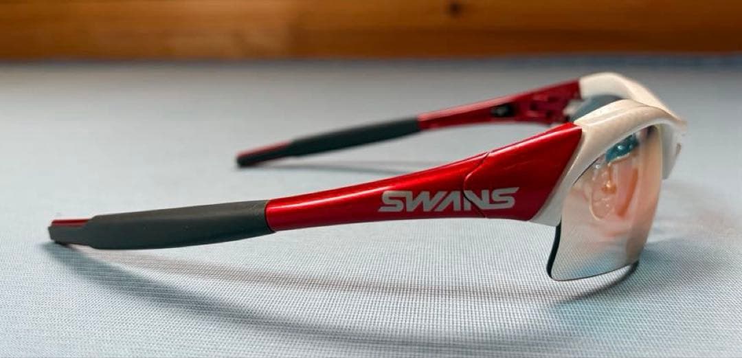 『ノーズパッド・イヤーソック新品』　SWANS スポーツサングラス