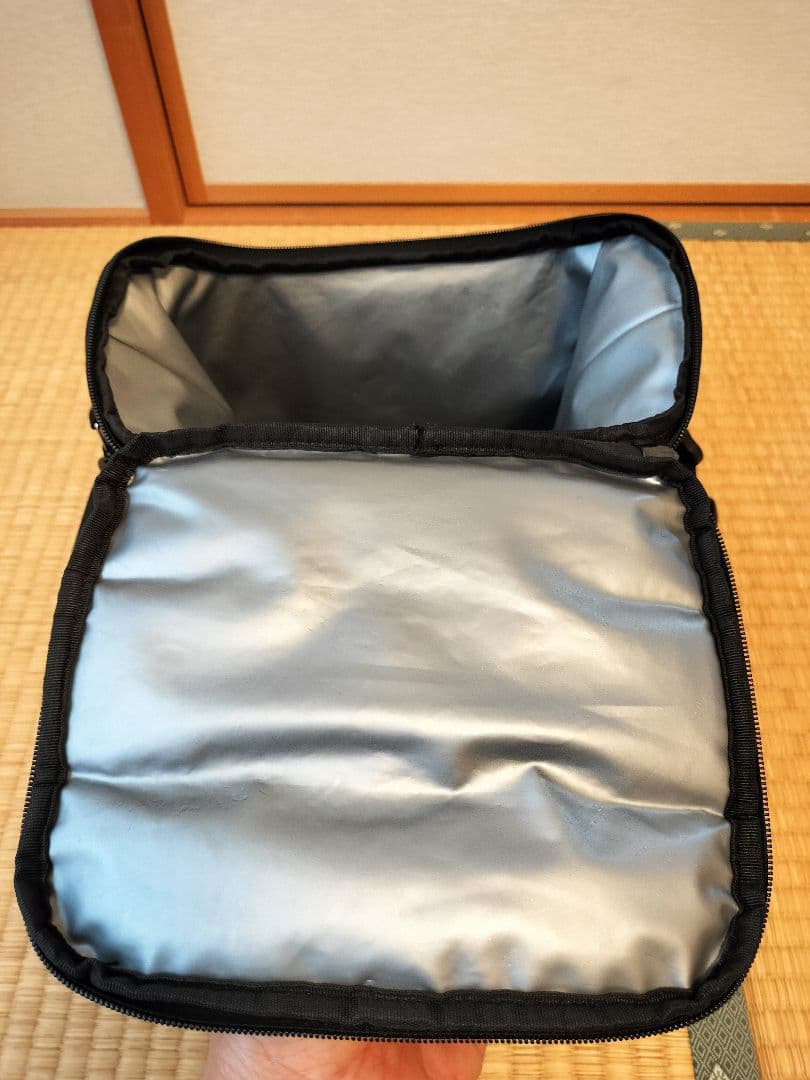 holl様【美品】BEAMSGOLFクーラーボックス・ナイロン製(ブラック)