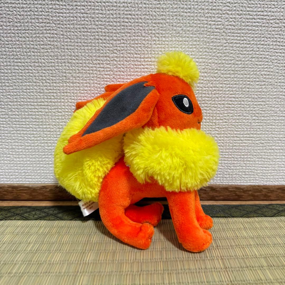 超美品 公式ポケモン イーブイ ブイズ 3体セット