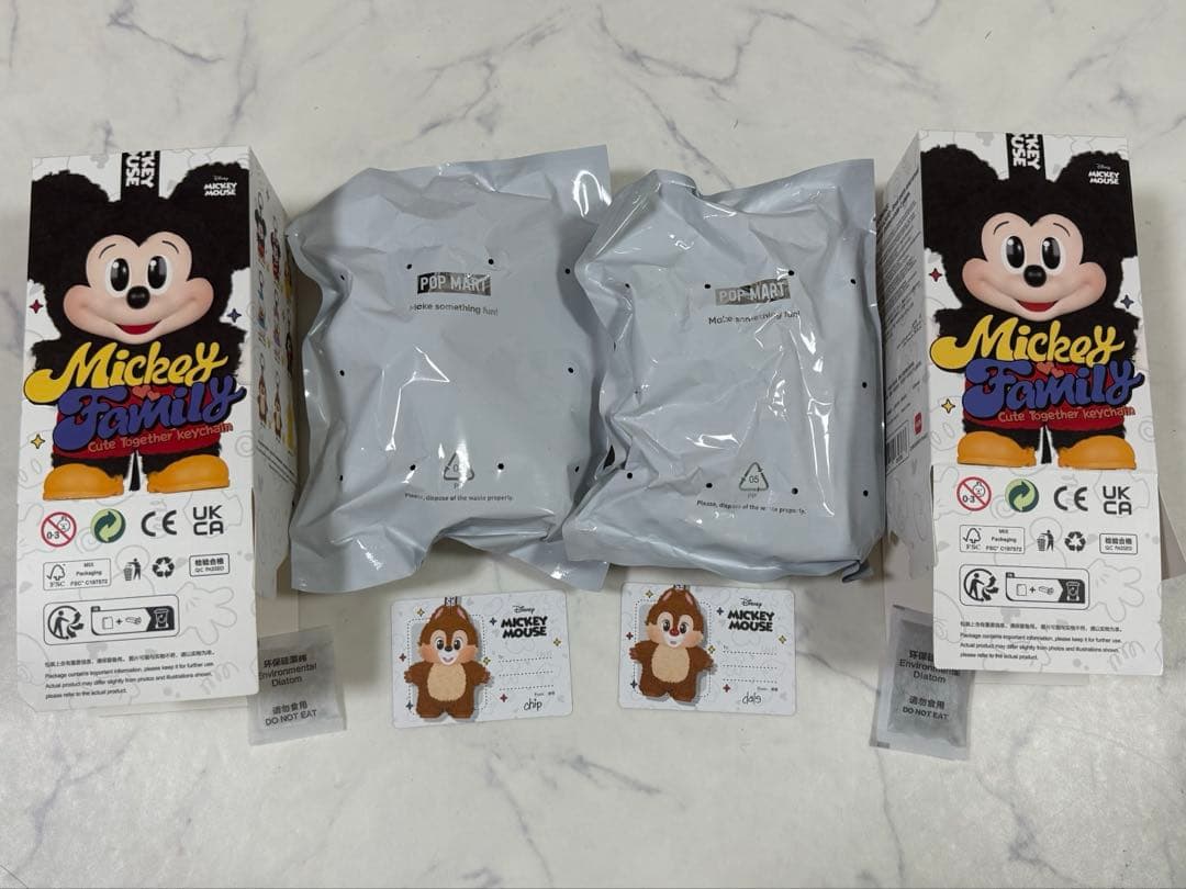 POPMART Mickey Family ミッキーファミリー チップ　デール