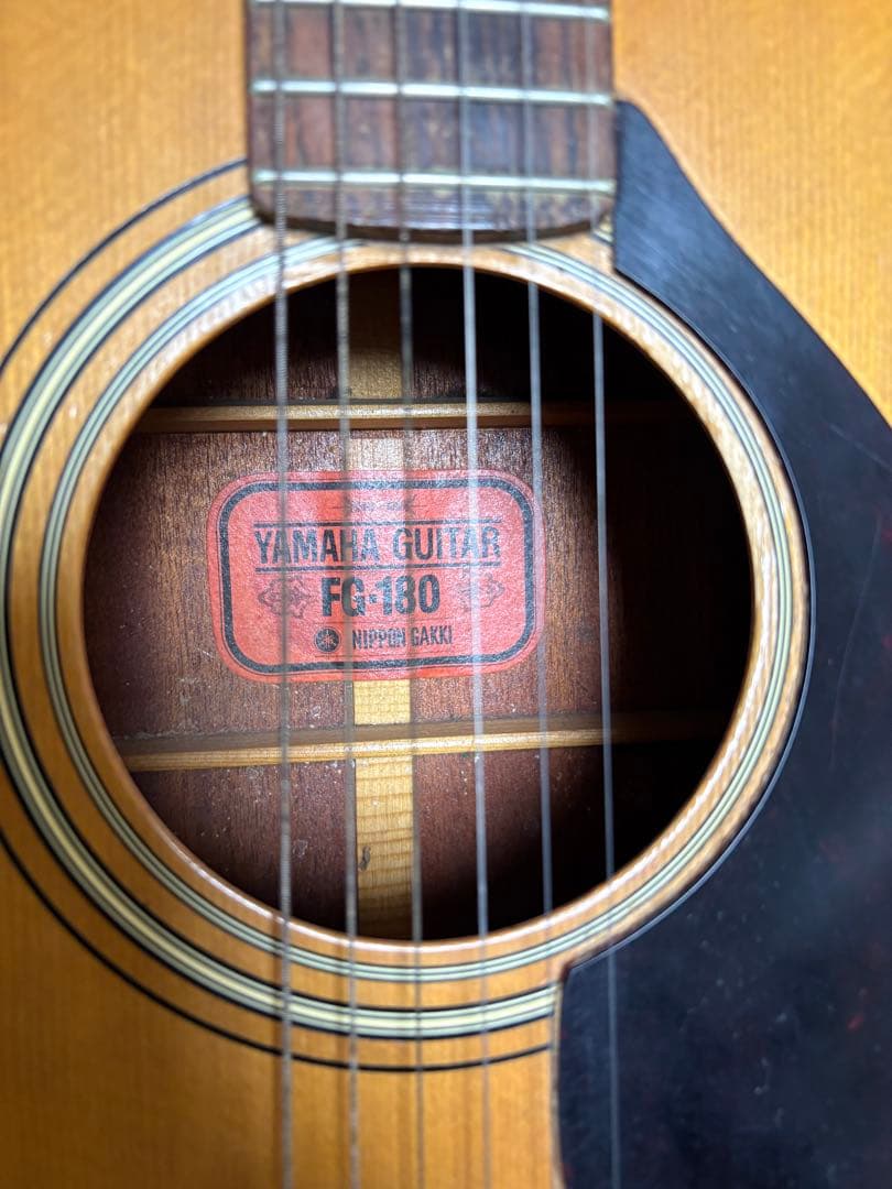 Yamaha FG-180 アコースティックギター ハードケース付き