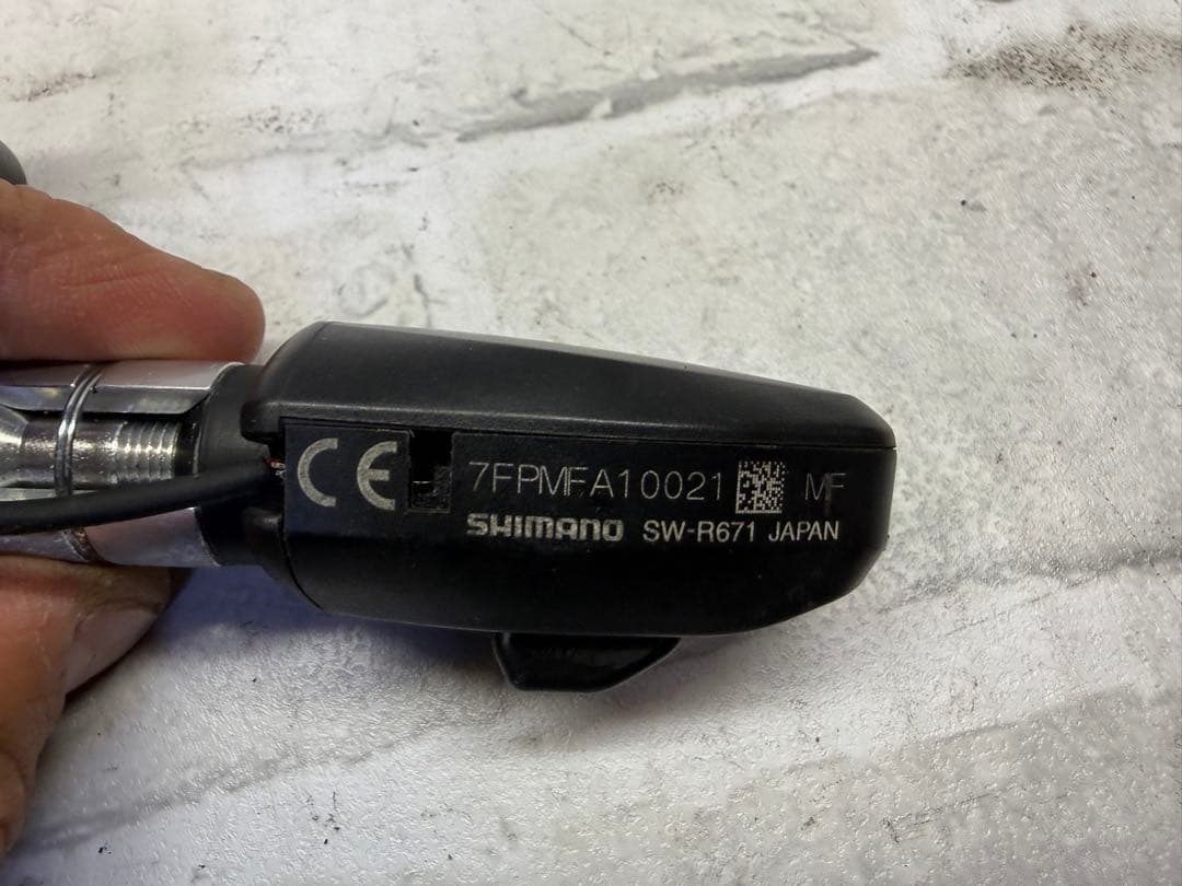 シマノ　SW-R671 アルテグラ6800 di2 TT バーコン