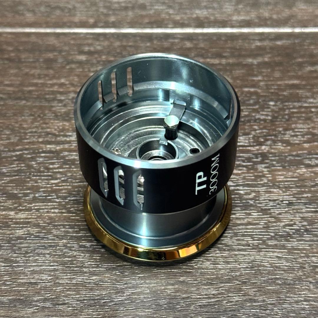 ほぼ新品 15ツインパワー 3000M スプール