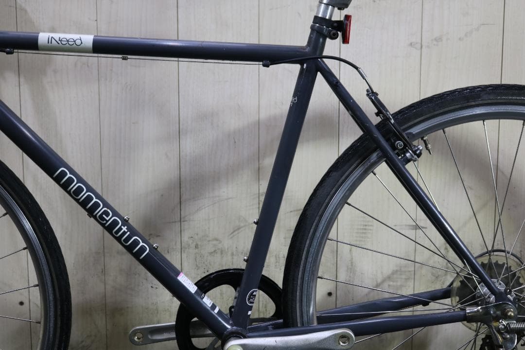 GIANT-MOMENTUM iNEED 700C 7速 520mmクロスバイク