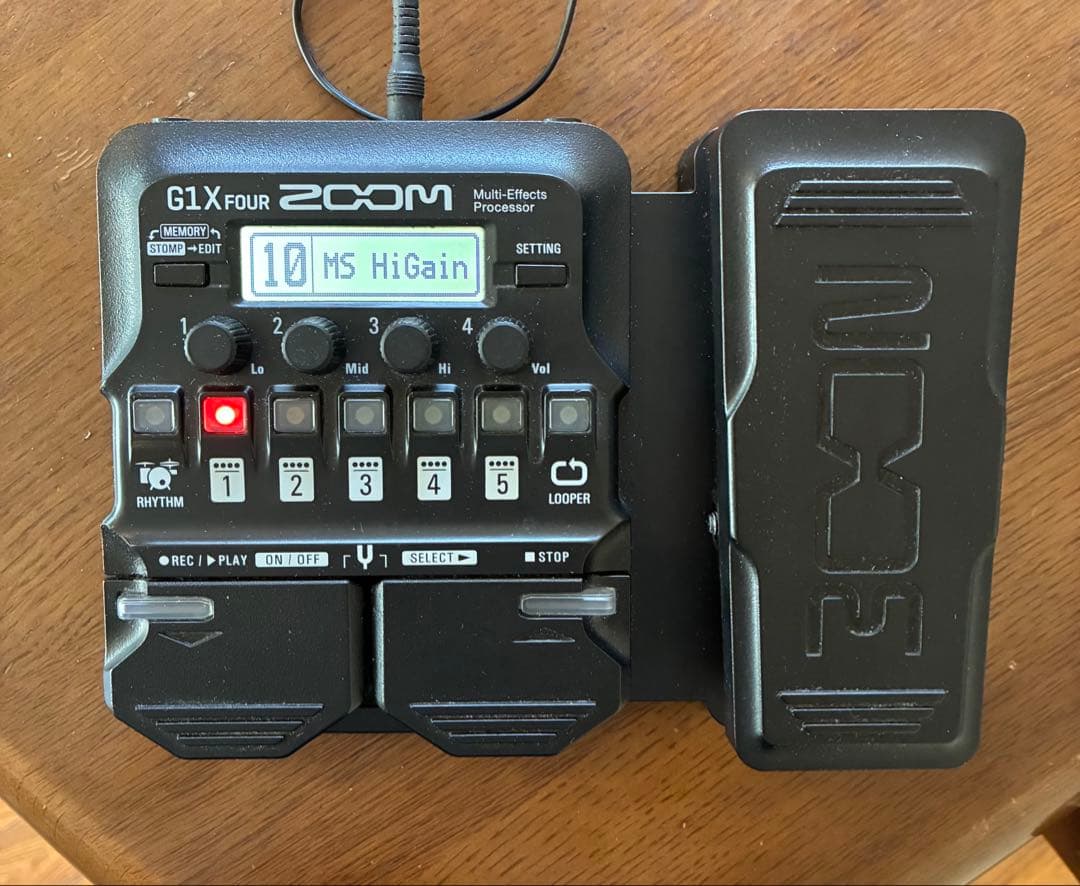 ZOOM G1X FOUR マルチエフェクター エフェクター ペダル付き