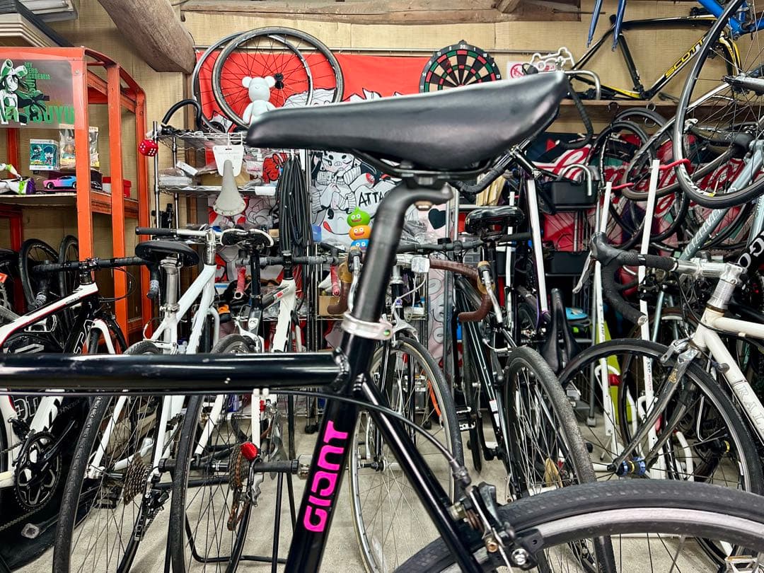 GIANT Fixer ピスト基本分解発送送料無料！完成車配送等ご相談ください！