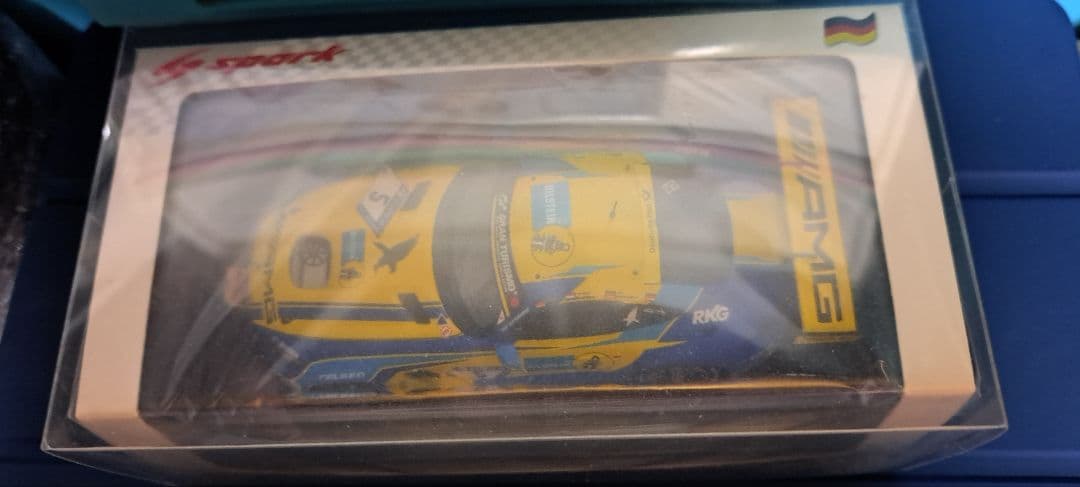Spark AMG GT3 ミニカー 1/43 ビルシュタイン