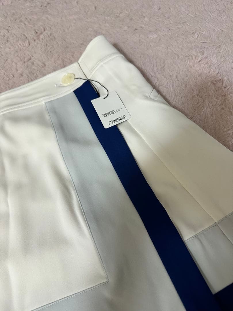 新品タグ付きTMG 配色ラップスカート　サイズ2 ゴルフウェア　可愛い