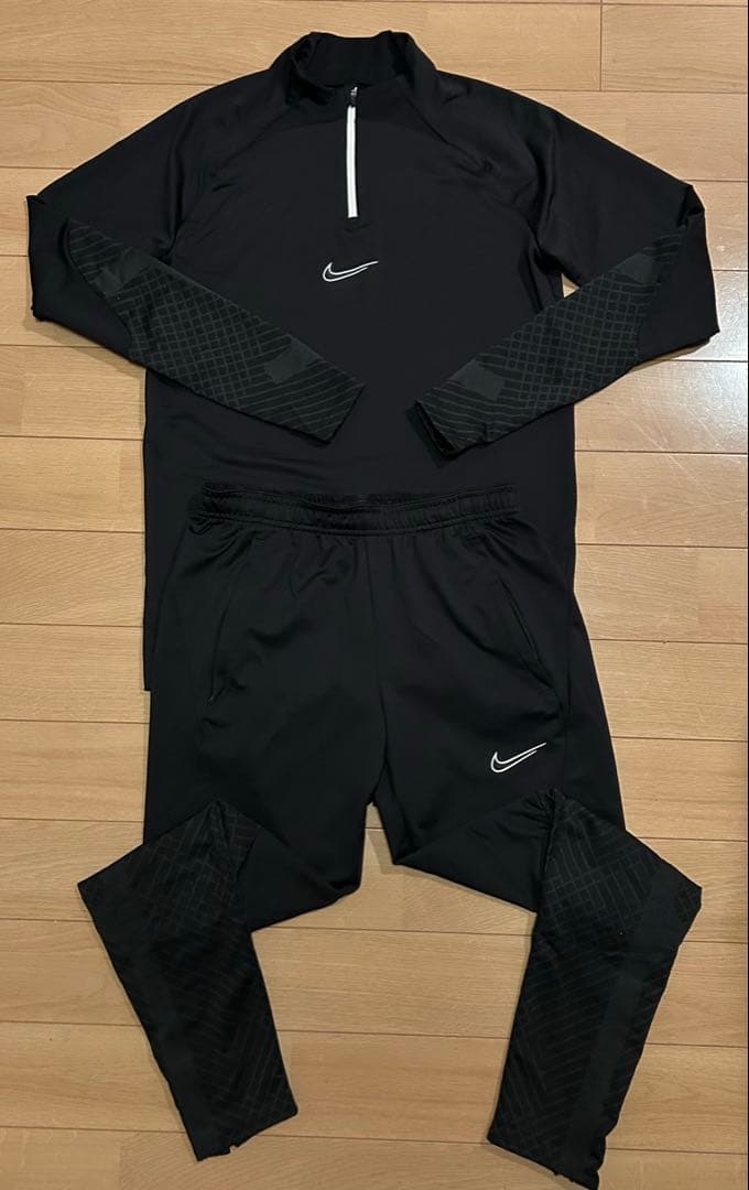【早い者勝ち】NIKE ナイキ　ジャージ　トレーニングウェア　上下　セットアップ