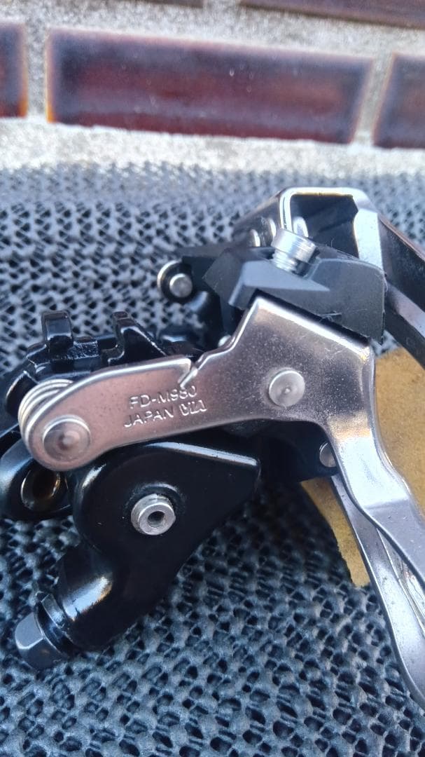 SHIMANO XTR フロントディレイラー