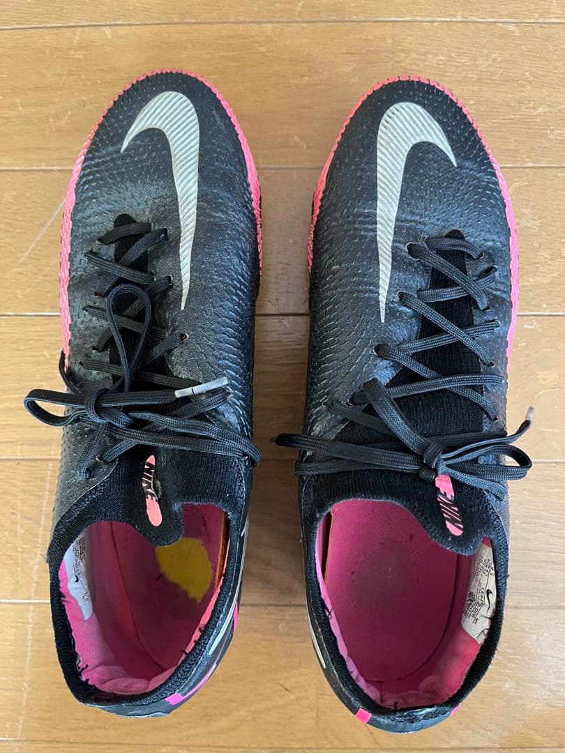NIKE ファントムGT サッカースパイク ブラック✖️ピンク 27.5cm