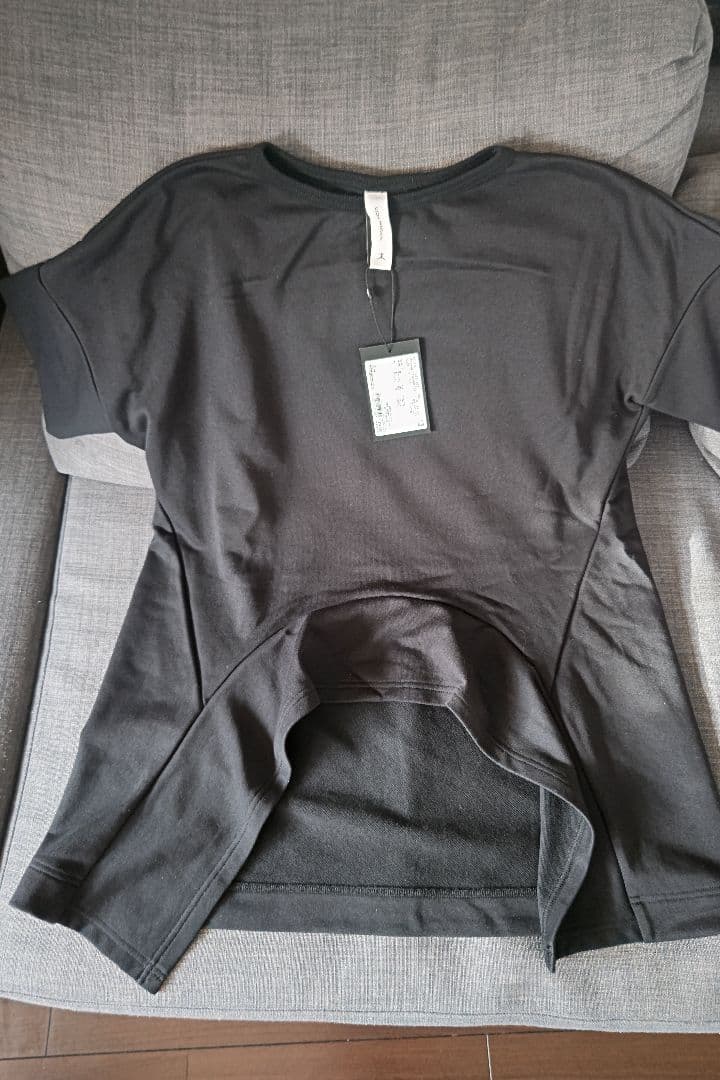 UJOH DANSKIN ウジョーダンスキン デザインTシャツ