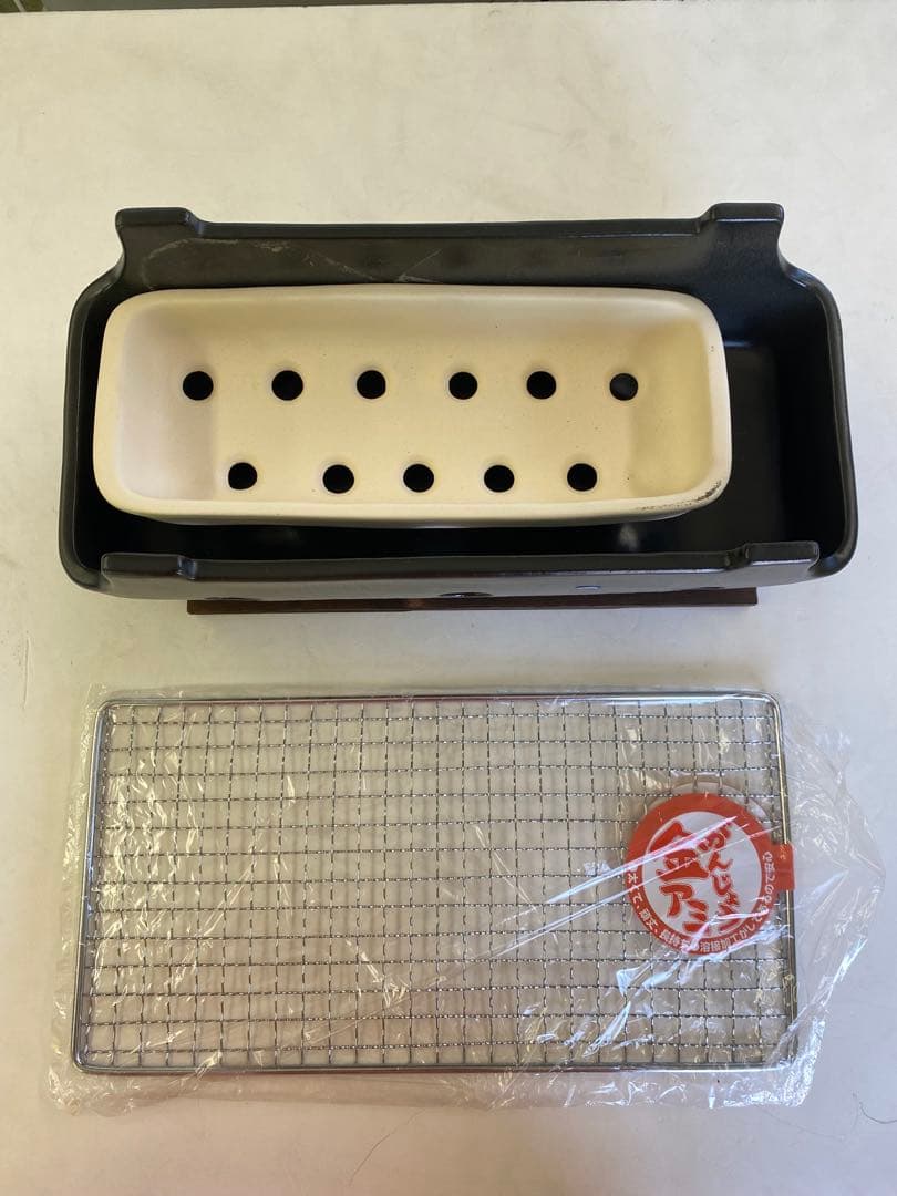 【新品未使用】黒角形串焼きコンロ 七輪 陶器 日本製 萬古焼 黒釉 三鈴陶器