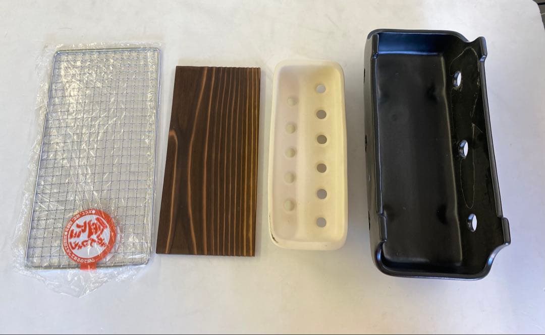 【新品未使用】黒角形串焼きコンロ 七輪 陶器 日本製 萬古焼 黒釉 三鈴陶器