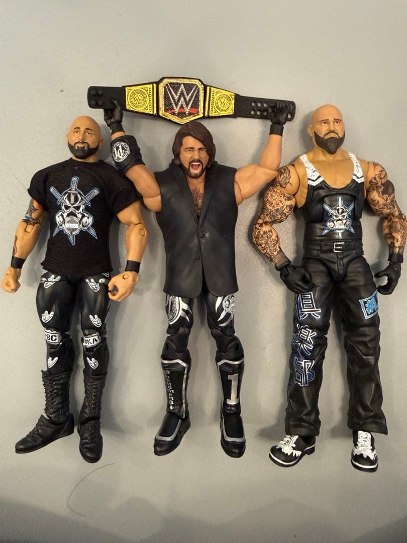 WWEフィギュアセット チャンピオンベルト付き