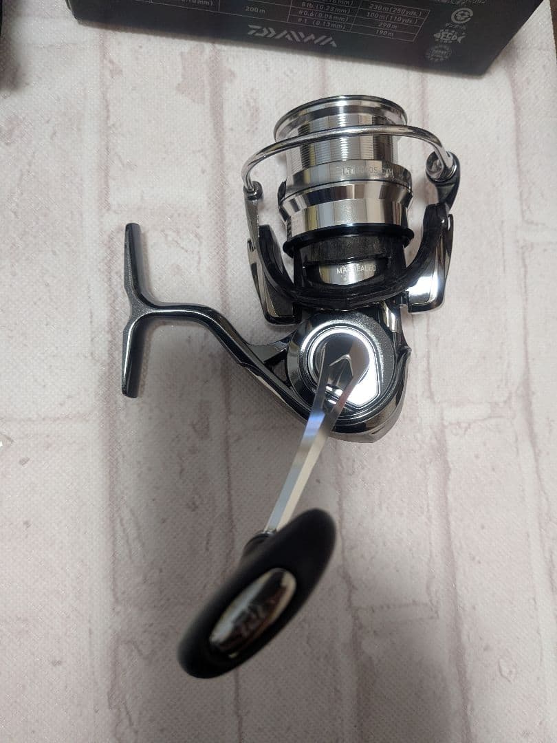 DAIWA EXIST LT3000S-CXH スピニングリール