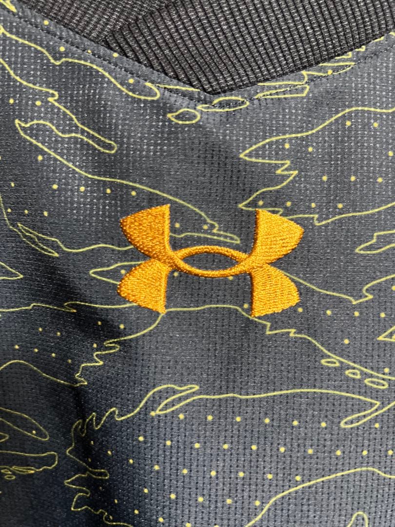 Under Armour STORM ウィンドブレーカー