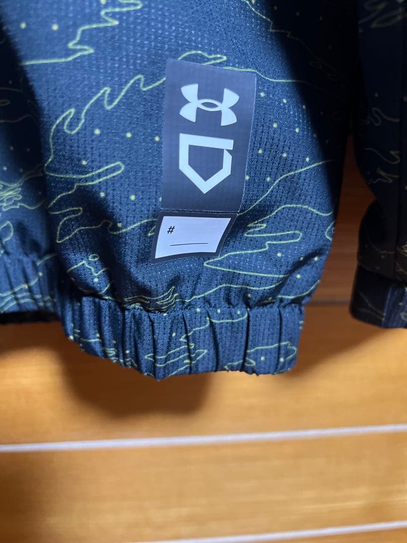 Under Armour STORM ウィンドブレーカー