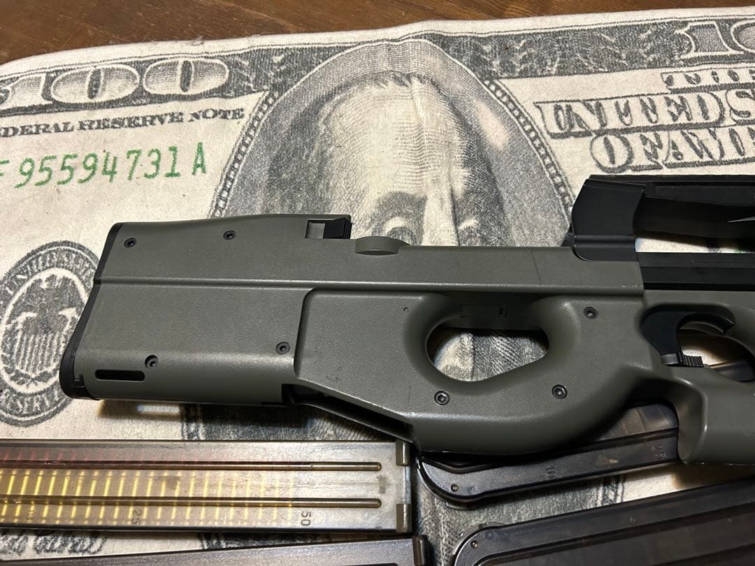 東京マルイ　P90 ジャンク