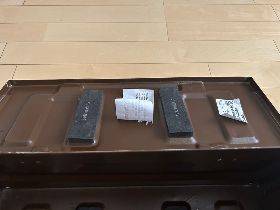 ミリタリーボックス　イギリス軍　アンモ缶　道具箱