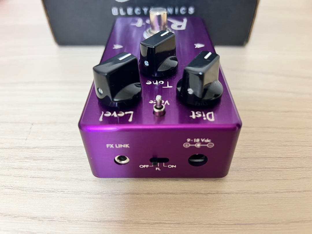 Suhr Riot 正規輸入品