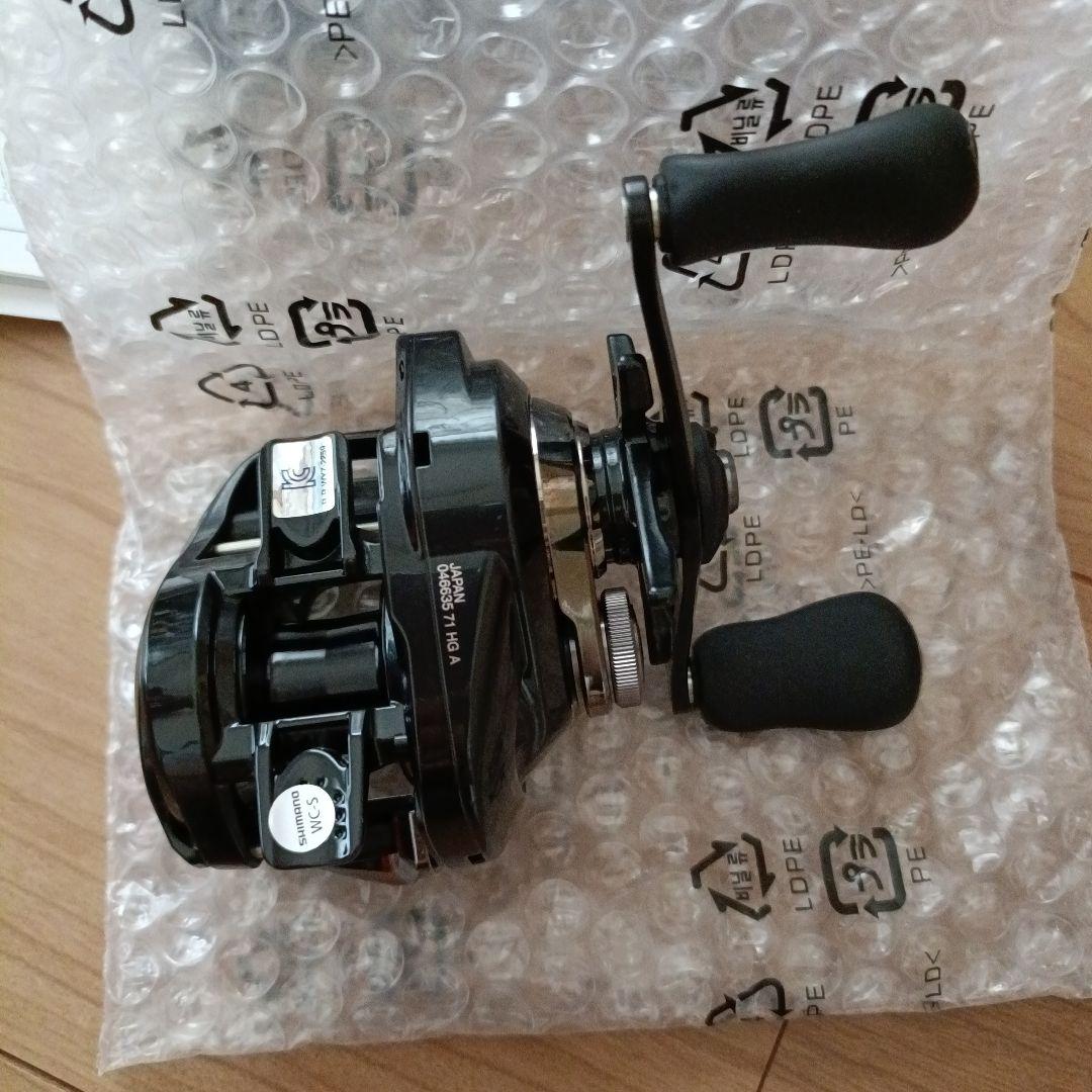 シマノ　24メタニウムDC 71HG 左　未使用品