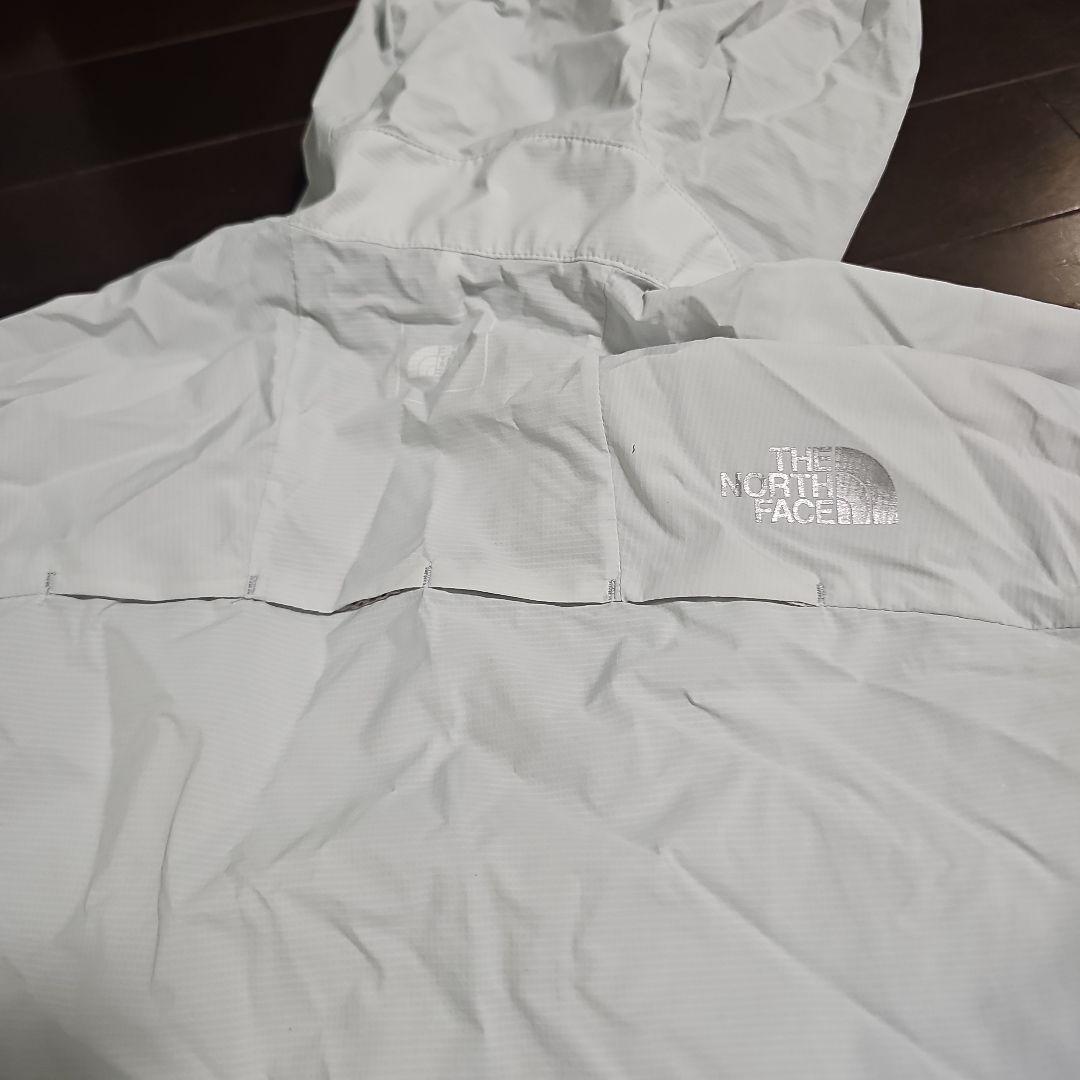 THE NORTH FACE ウィンドブレーカー ホワイトグレー