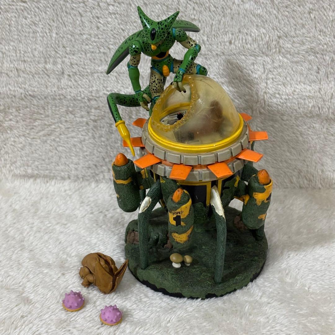 【希少】ドラゴンボール フィギュア ミュージアムコレクション セル&タイムマシン
