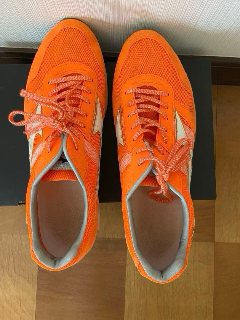 ミズノ　ランニングシューズ２６.５センチ