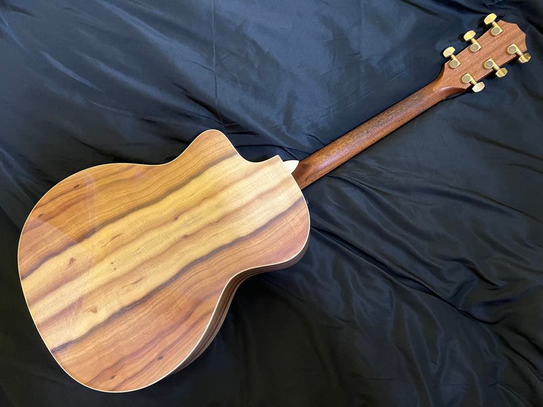Taylor 214ce-K テイラー　エレアコ　アコースティックギターケース付
