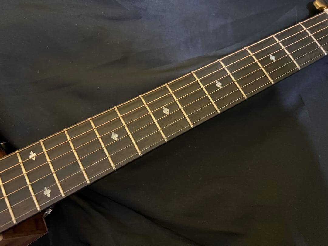 Taylor 214ce-K テイラー　エレアコ　アコースティックギターケース付