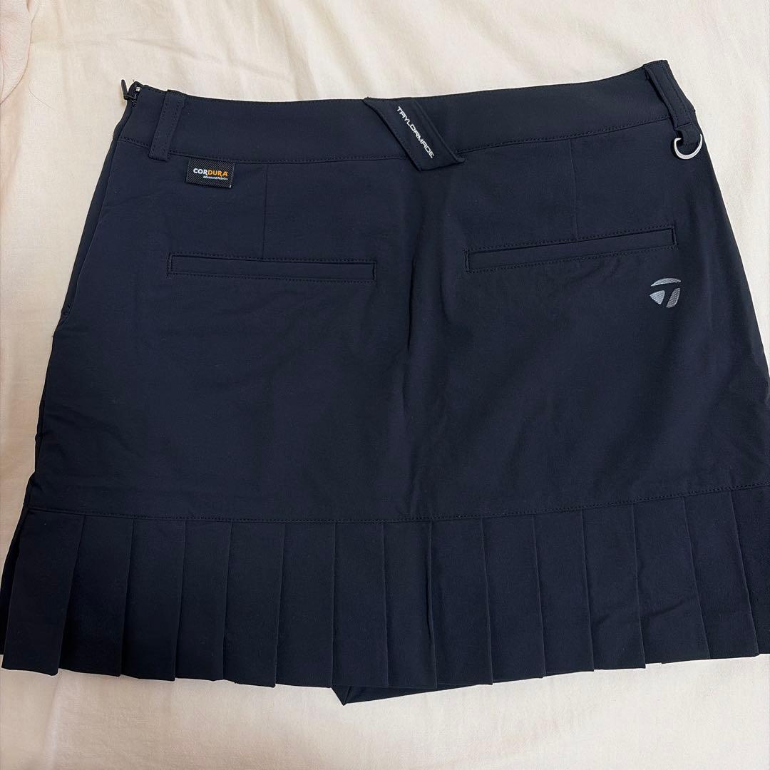 新品タグ付きTAYLORMADE TOUR プリーツスカート