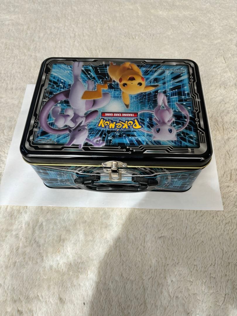 【超激レア】英語版ポケモン カードケース ピカチュウ& ミュウツー