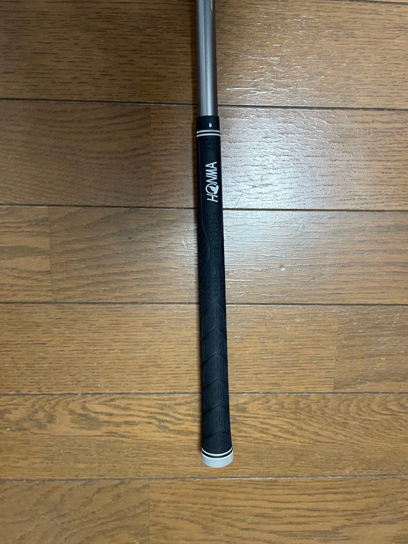 レディースドライバー　ホンマゴルフ　GSドライバー