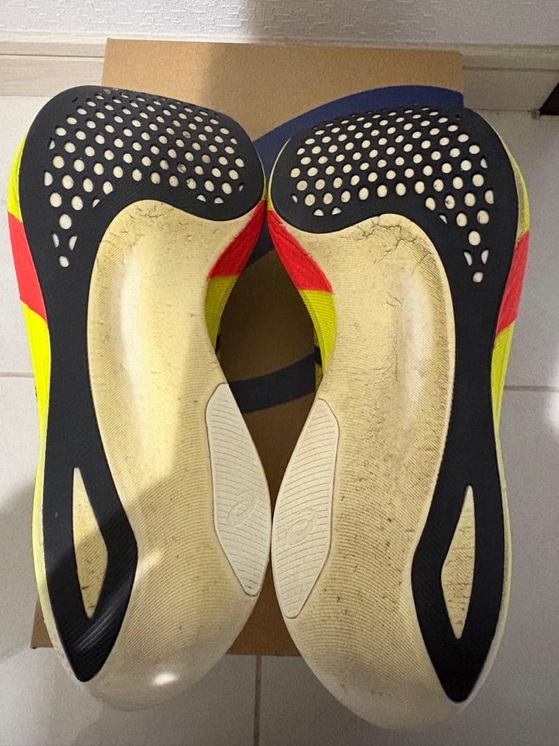 asics メタスピードエッジパリ　25.5cm