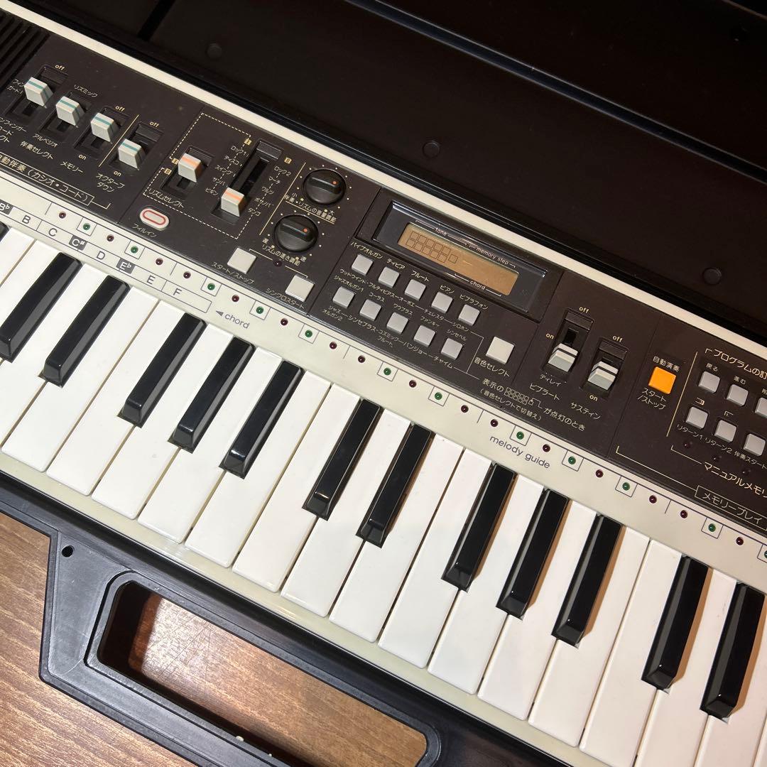 カシオ　シンセサイザー　キーボード CASIO Casiotone MT-70
