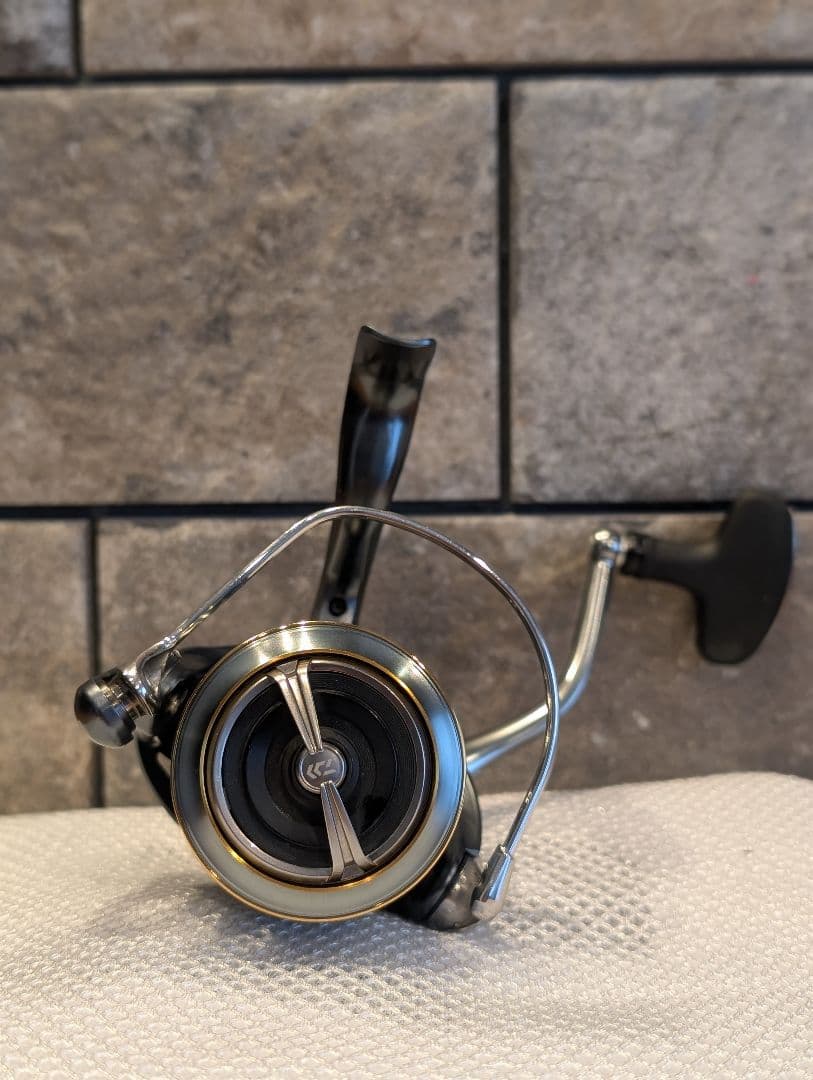DAIWA AIRITY PC LT3000 スピニングリール