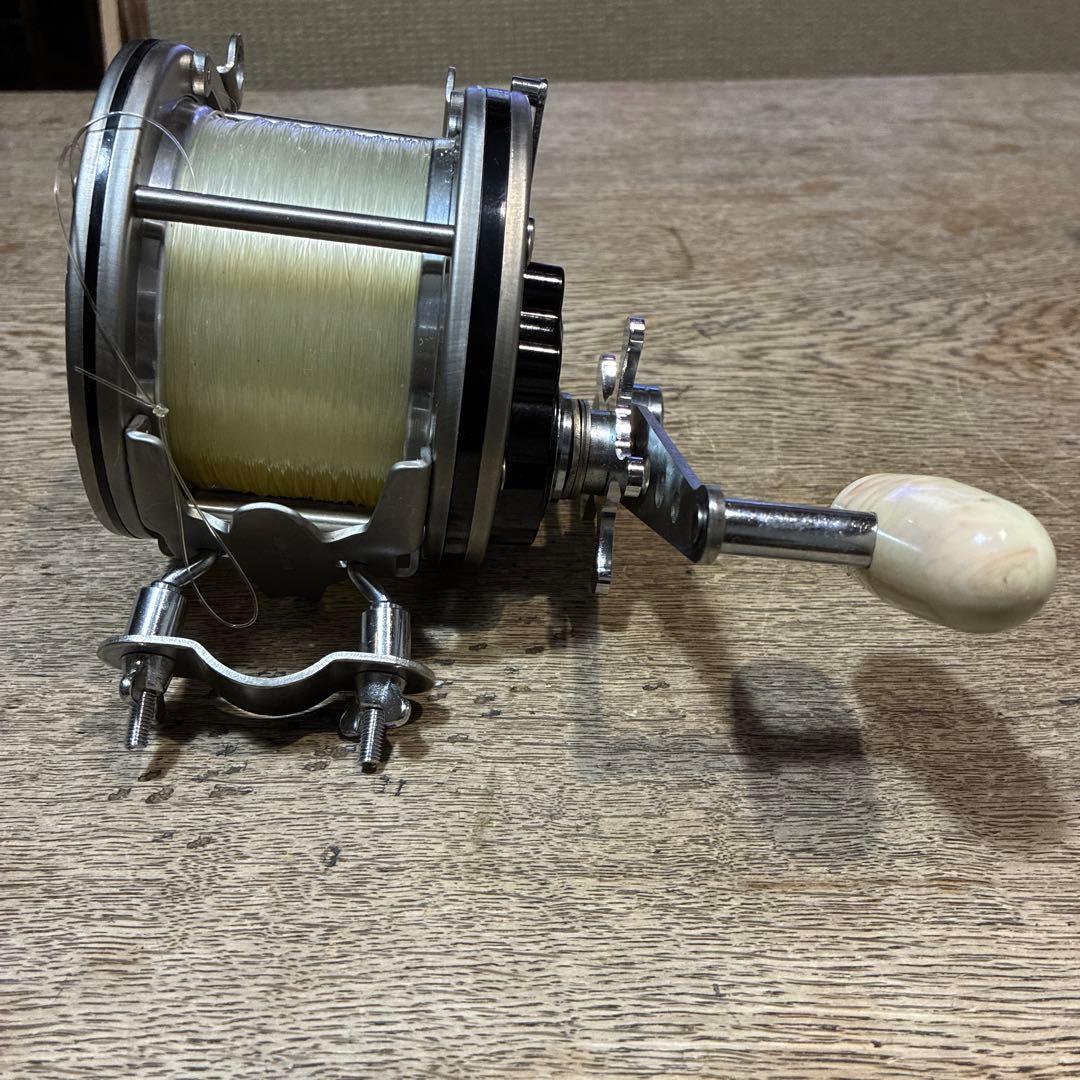 Daiwa 4000D 両軸リール