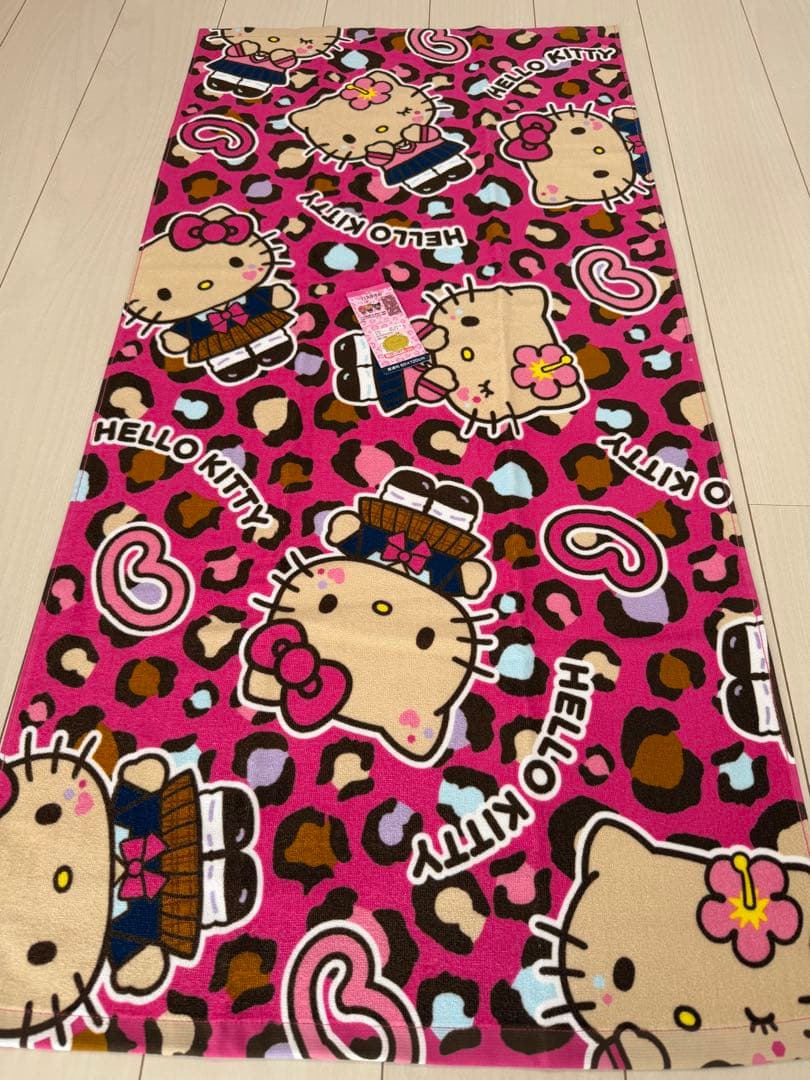 サンリオ　日焼けギャルキティ　バス/フェイスタオル　8枚　しまむら新作　新品