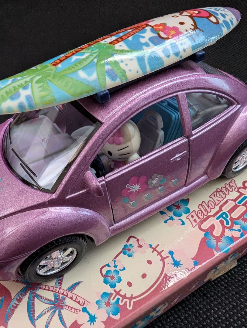 【美品】 サンリオ '01 ハローキティ ファニービートル ミニカー 日本限定