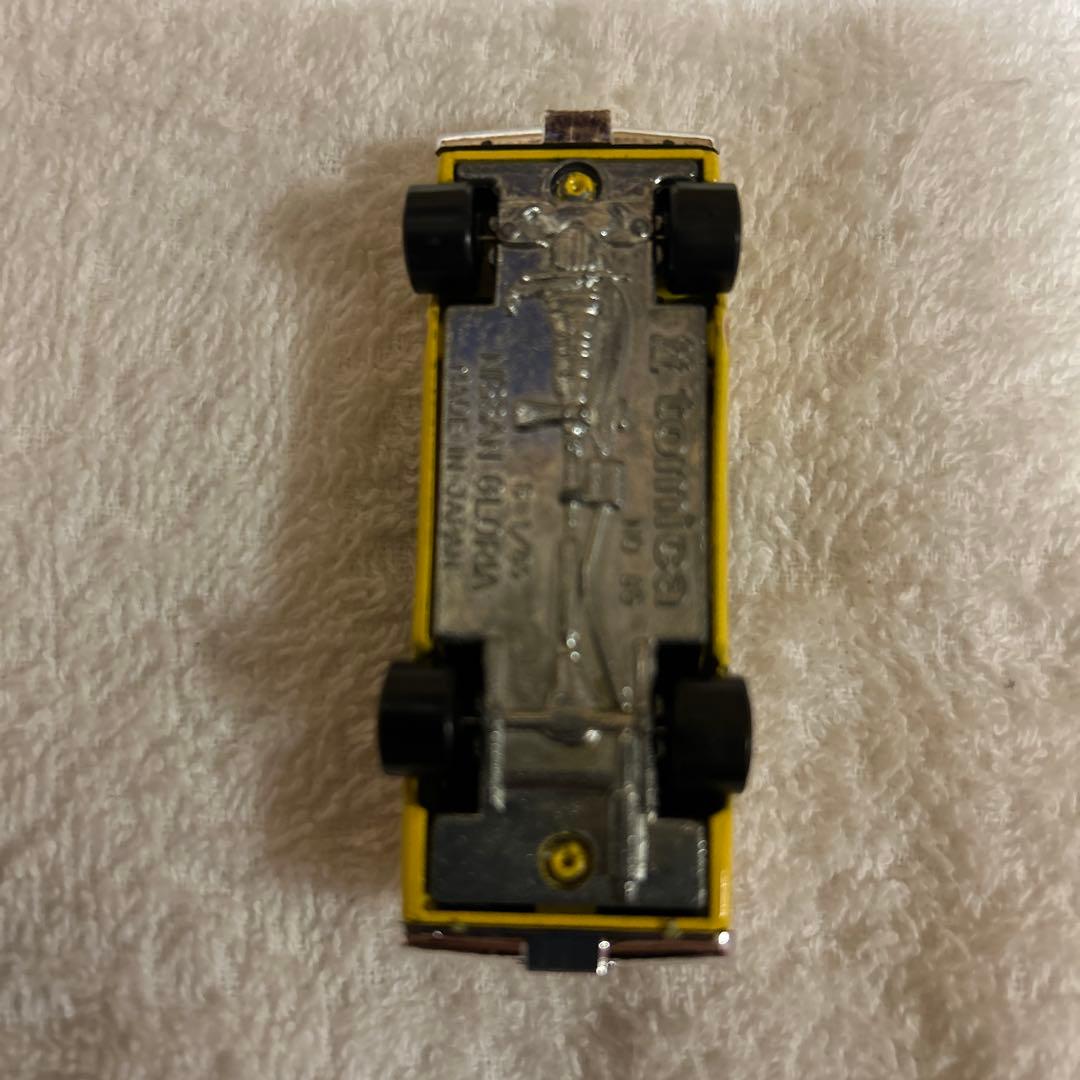 トミカ マルゼン テクニカ 鈴木誠一モデル セドリック